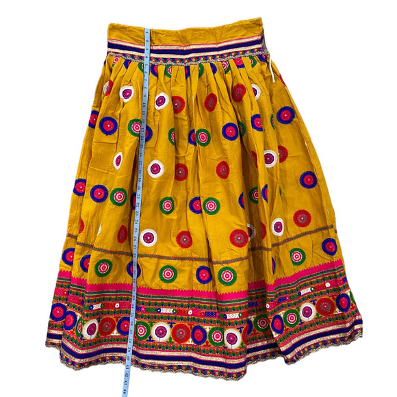 Women's Yellow & Pink Circle Design Indian Chanya Choli (M/L) - Picture 7 of 15